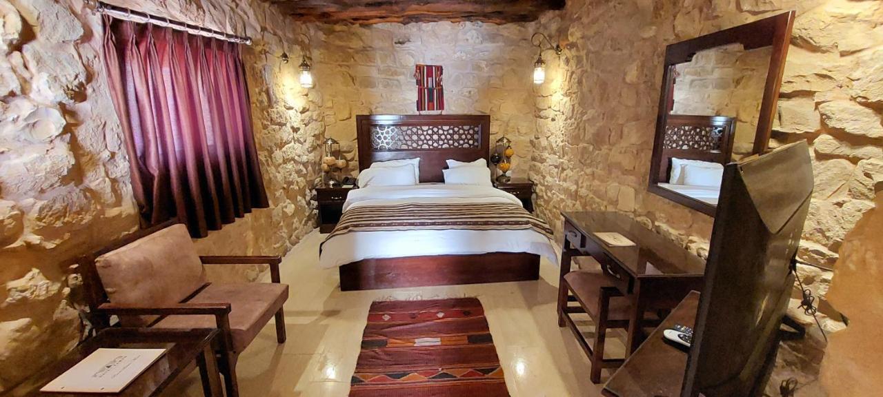 KB - King bed Room,1162385964:JPEG